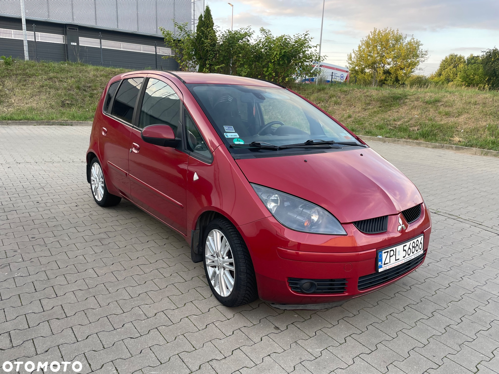 Mitsubishi Colt - 3