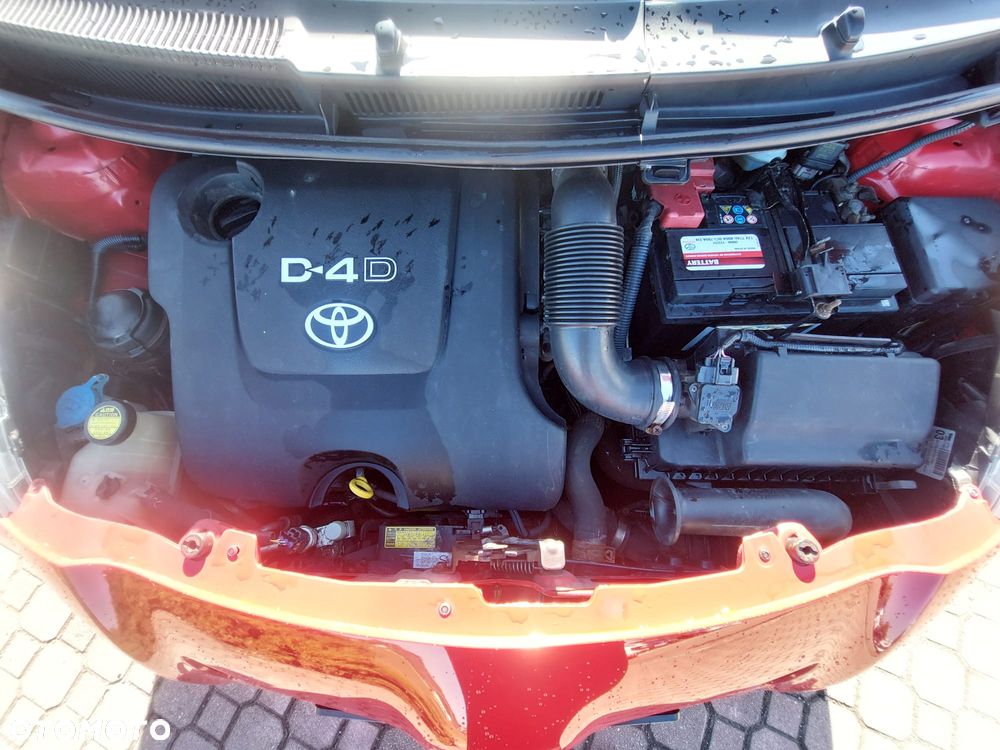 Toyota Yaris 1.4 D-4D Life - 33