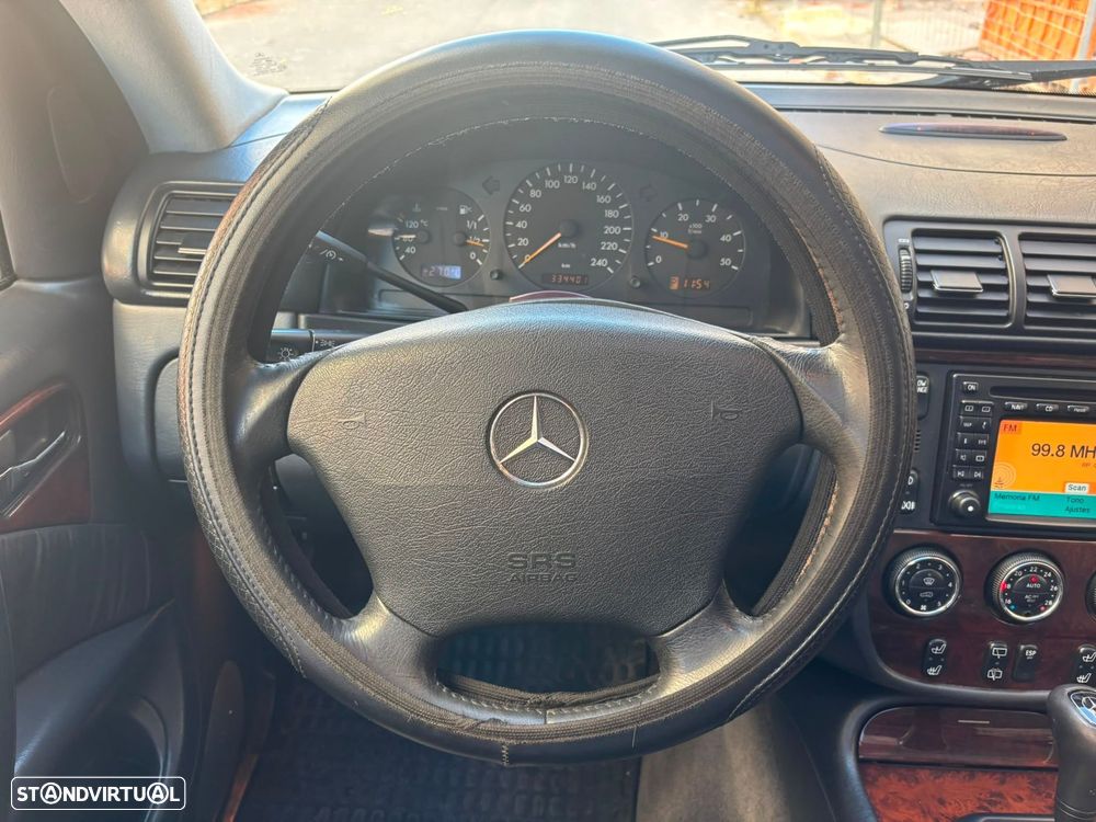 Mercedes-Benz ML 270 - 21