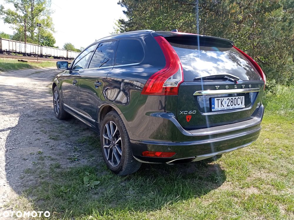 Volvo XC 60 - 4