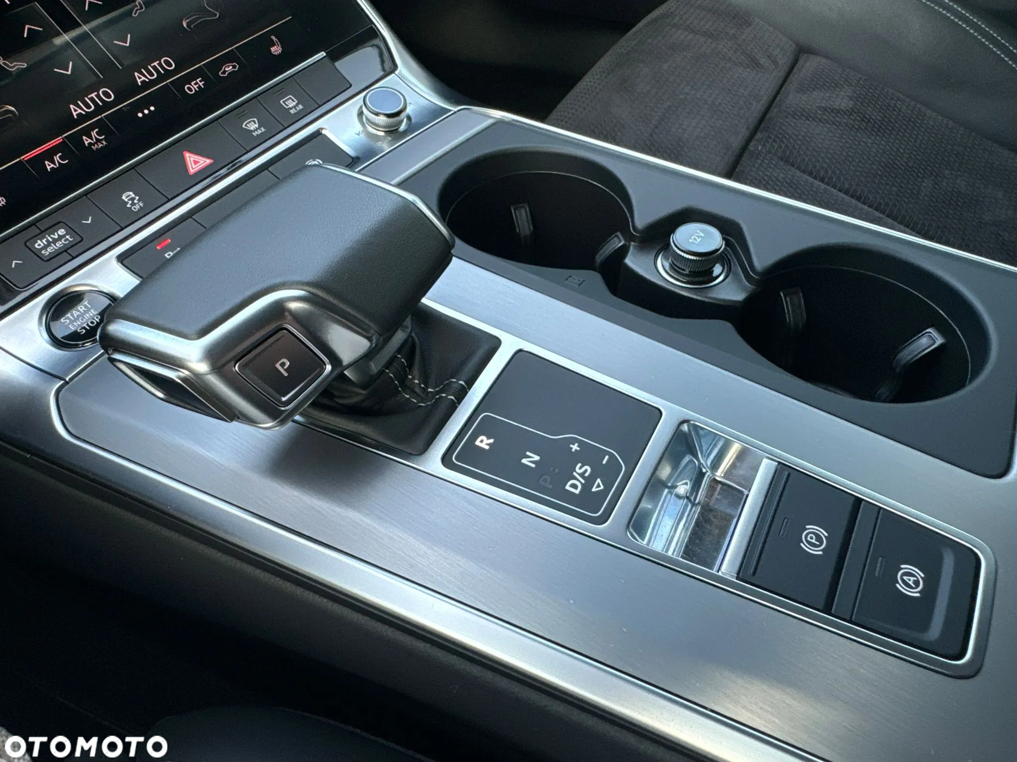 Audi A6 Avant 55 TFSI e quattro S tronic S line - 23