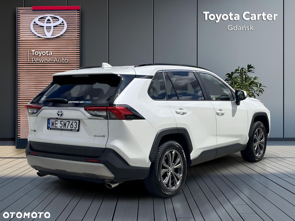 Toyota RAV4 - 6