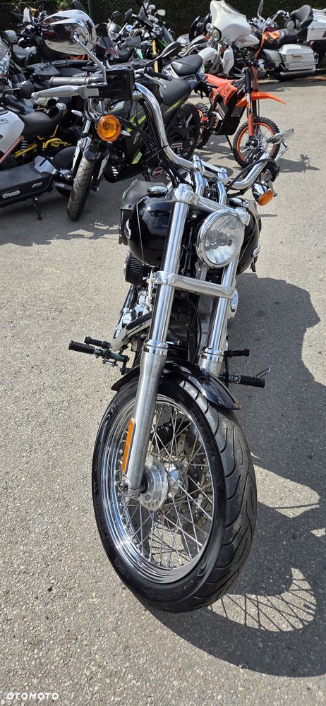 Harley-Davidson Dyna Super Glide - 41