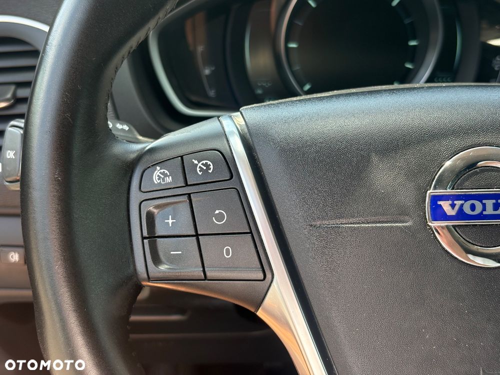 Volvo V40 D2 You - 15