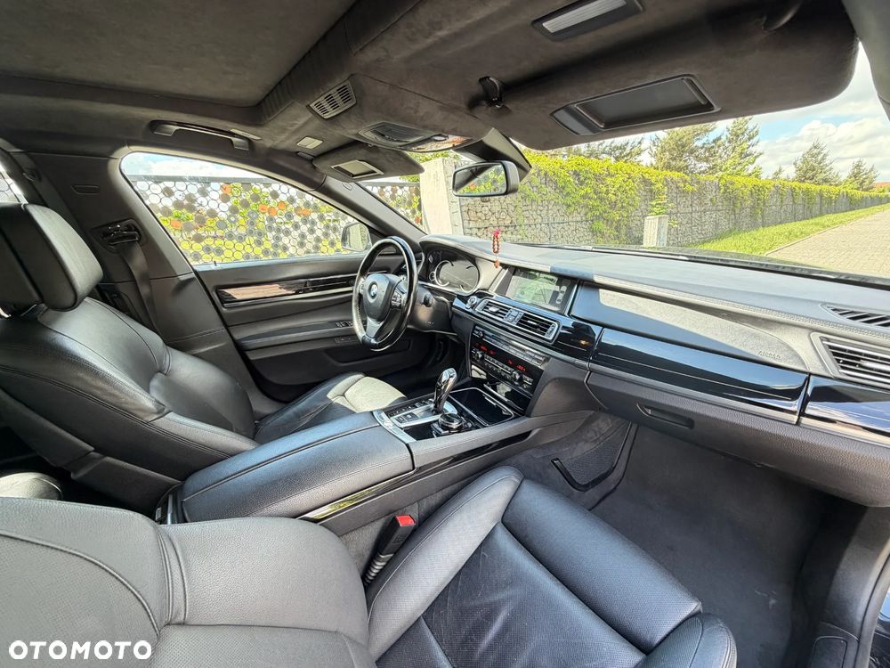 BMW Seria 7 740d xDrive Edition Exclusive - 22