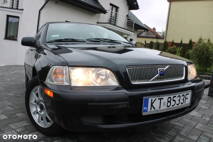 Volvo V40 1.8 - 6