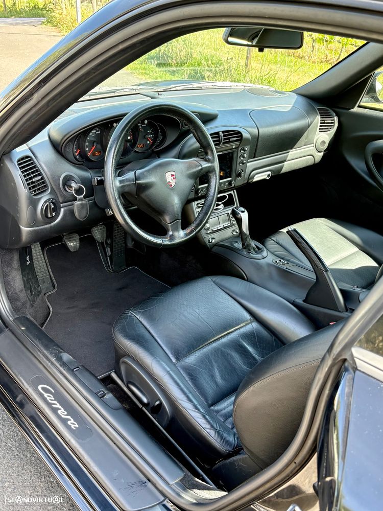 Porsche 911 (996) Carrera - 9