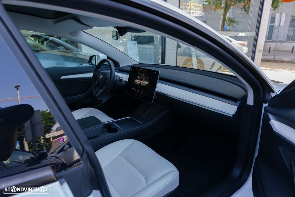Tesla Model 3 Long Range Tração Integral - 26