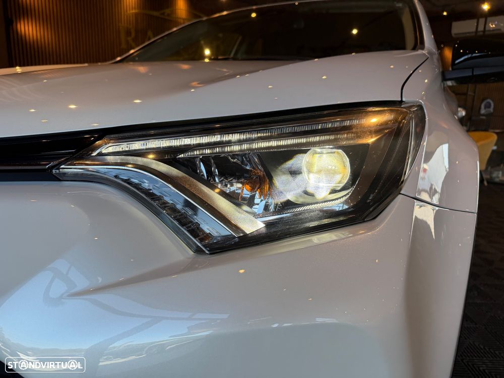 Toyota RAV4 2.5 HSD Comfort+P.Sport - 11