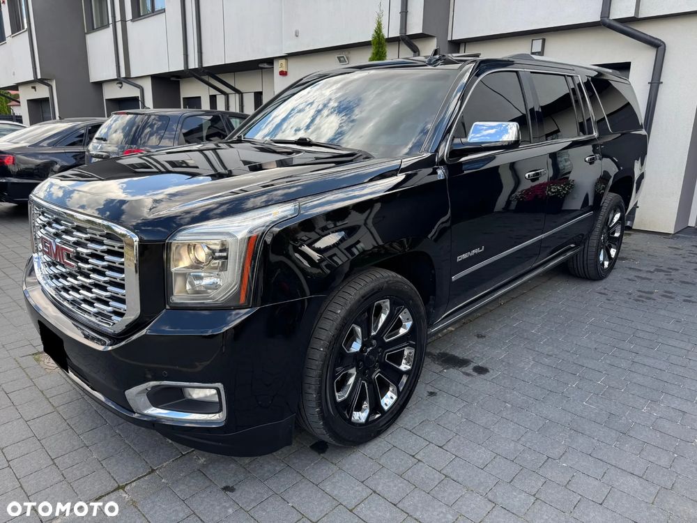 GMC Yukon - 4