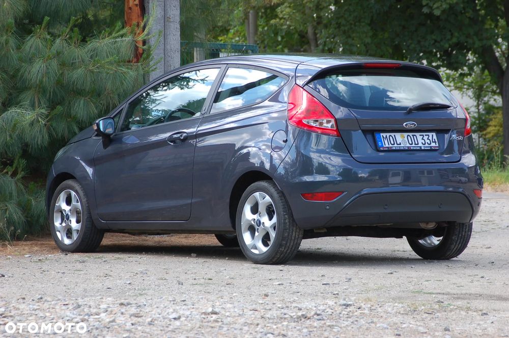 Ford Fiesta 1.25 Champions Edition - 18