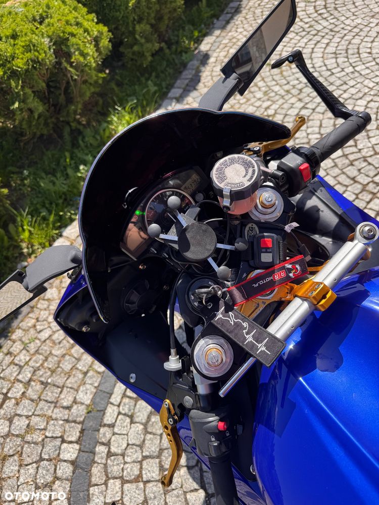 Yamaha R6 - 5
