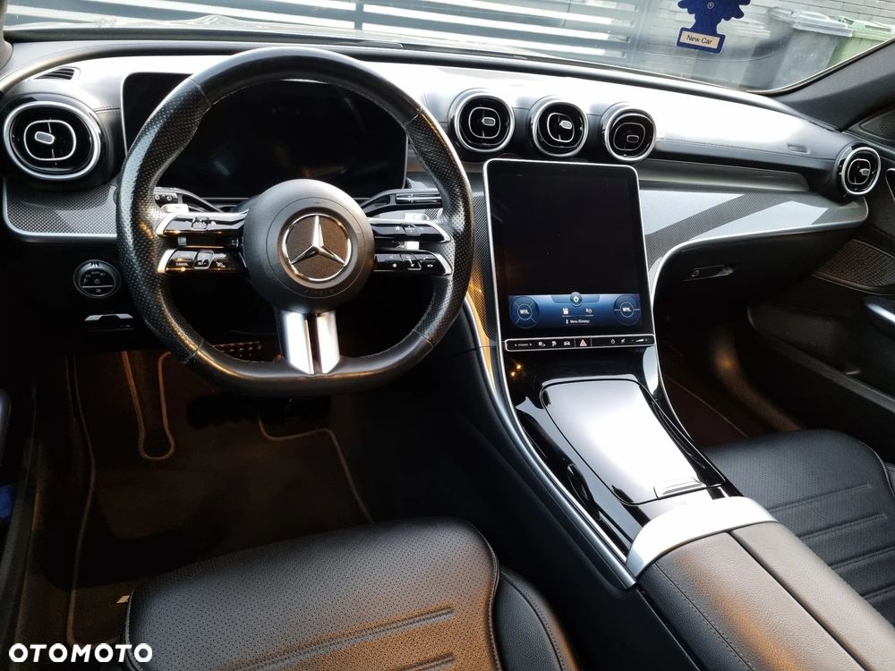 Mercedes-Benz Klasa C 300 e PHEV AMG - 33