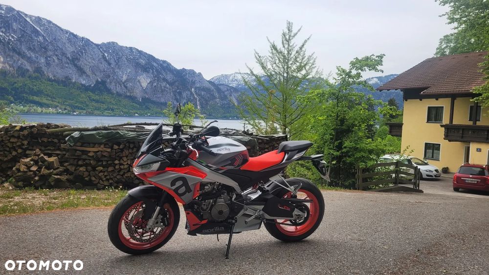 Aprilia Tuono - 7