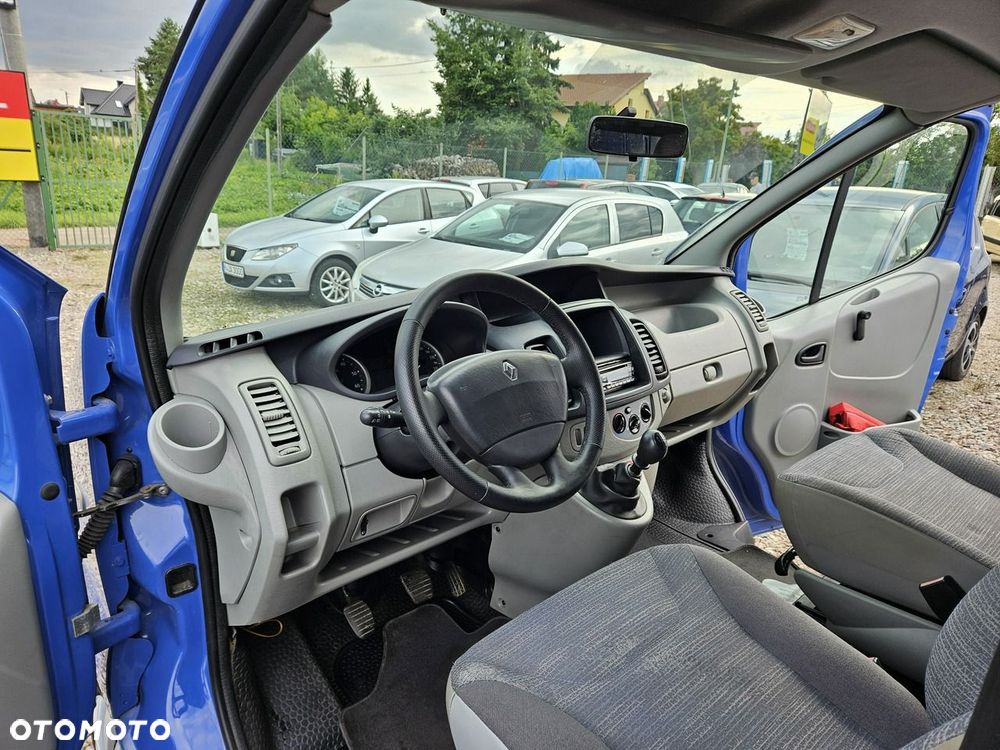 Renault Trafic - 8