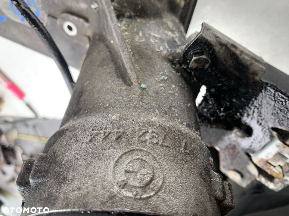 Podstawa filtra chłodnica oleju wymiennik ciepła Bmw e65 745d - 3