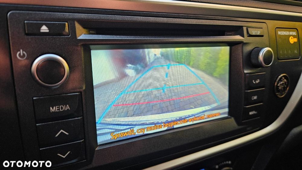 Toyota Auris 1.6 Valvematic Multidrive S Touring Sports Life - 35