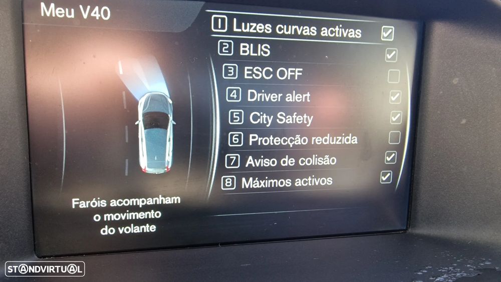 Volvo V40 D4 Summum - 22