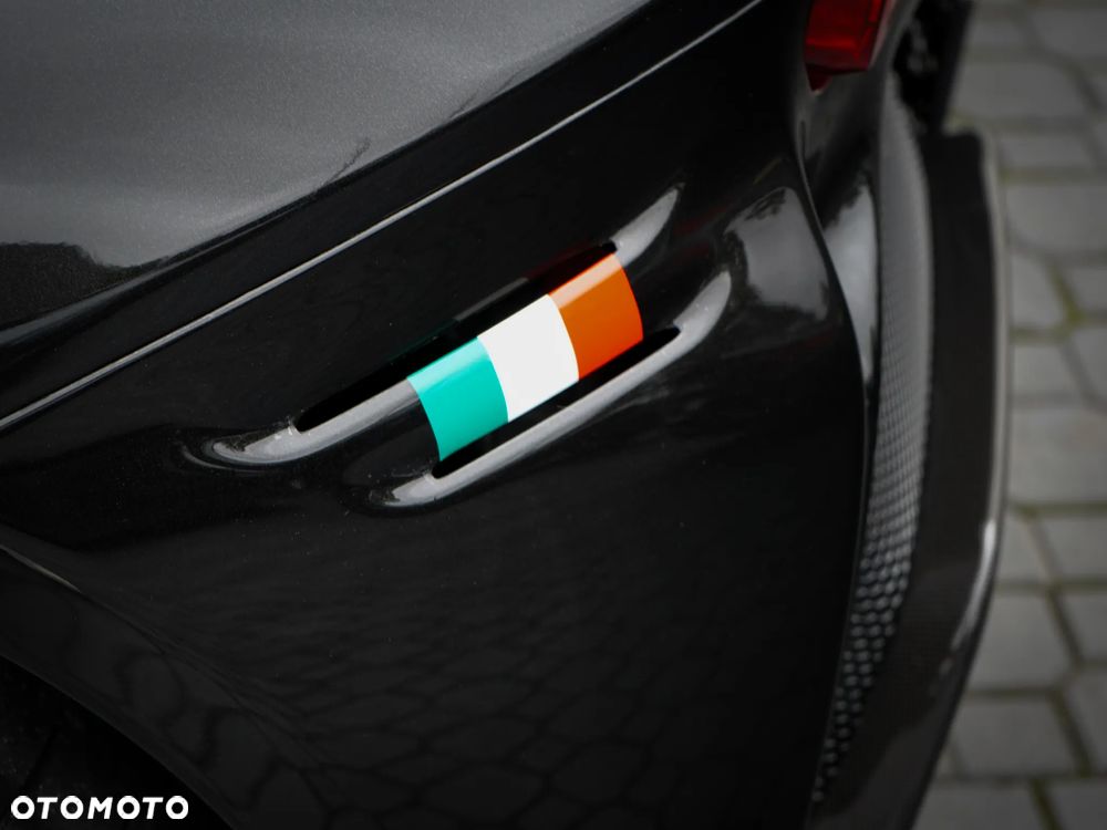 Ferrari SF90 Spider - 12