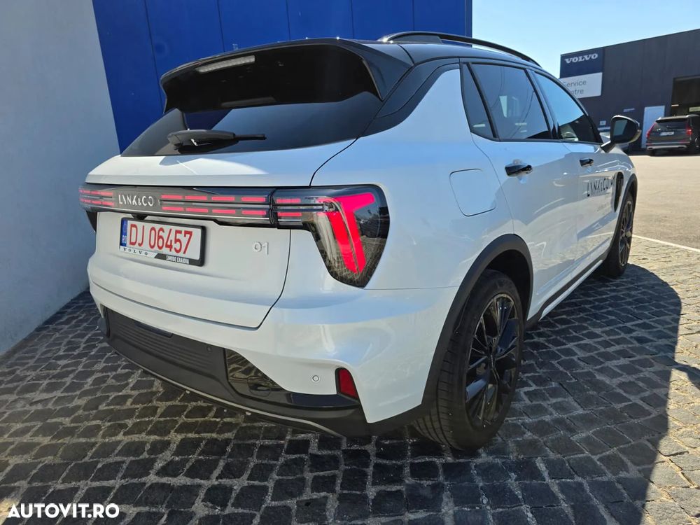Lynk&Co 01 - 8