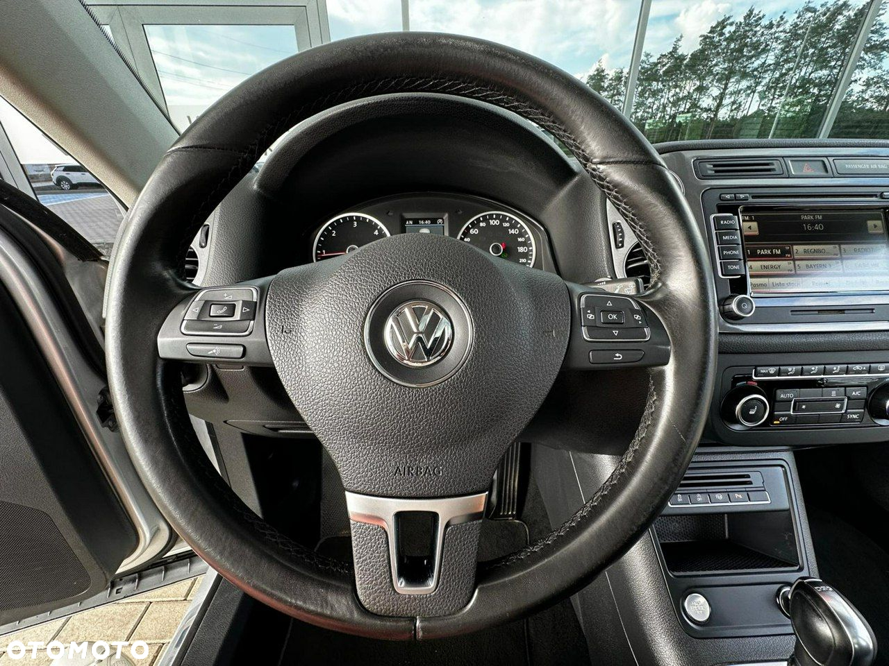 Volkswagen Tiguan 2.0 TDI 4Mot R-Style DSG - 20