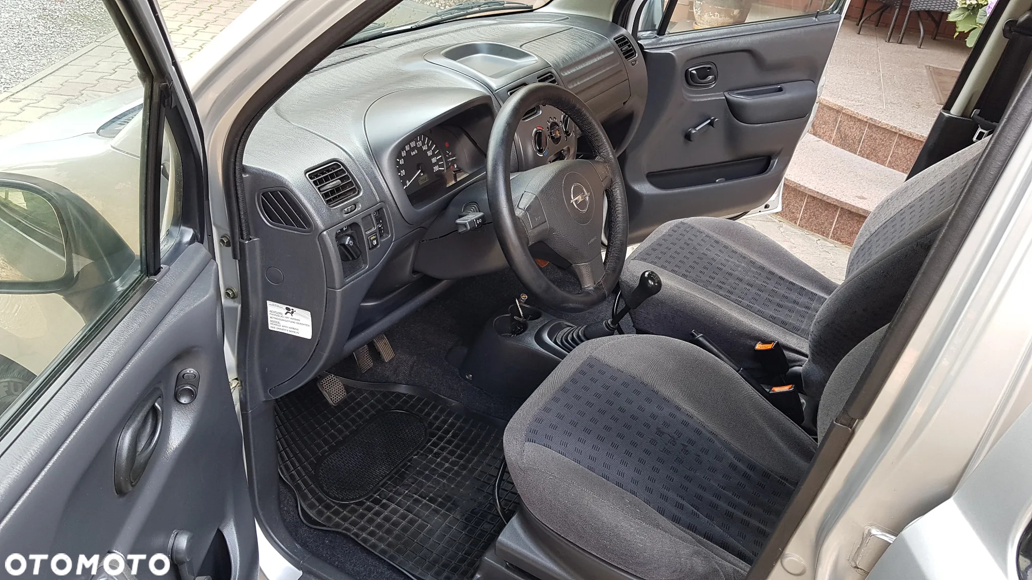 Opel Agila 1.2 Colour Edition - 8