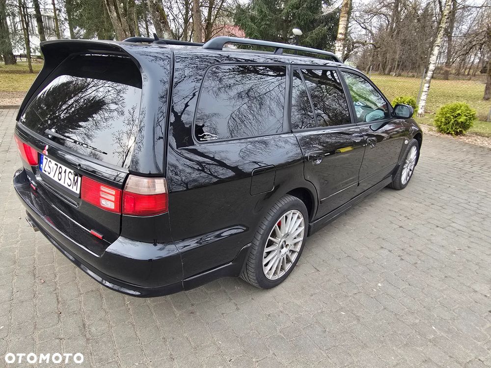 Mitsubishi Galant - 4