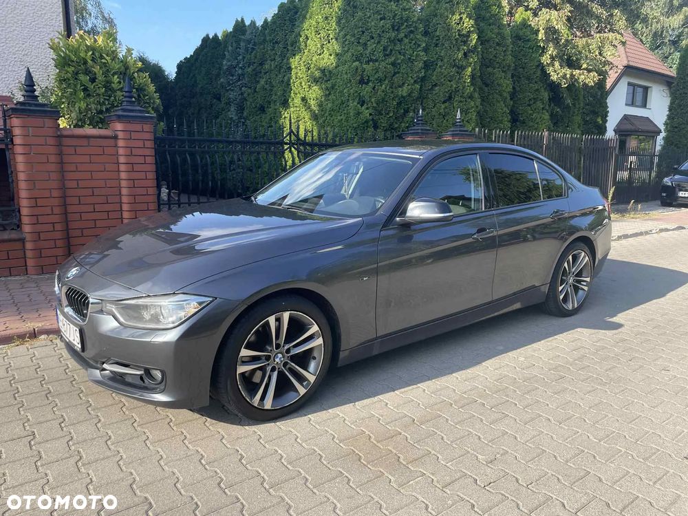 BMW Seria 3 328i - 7