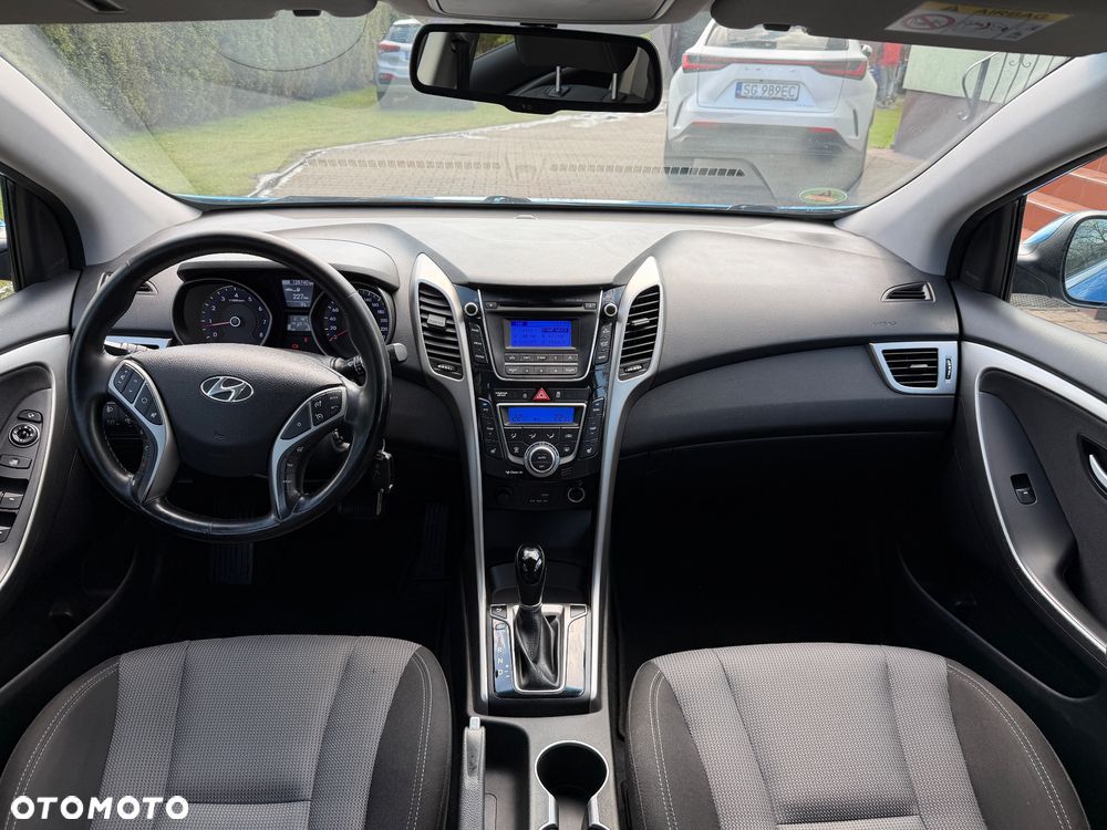 Hyundai i30 Kombi 1.6 GDi DCT Premium - 17