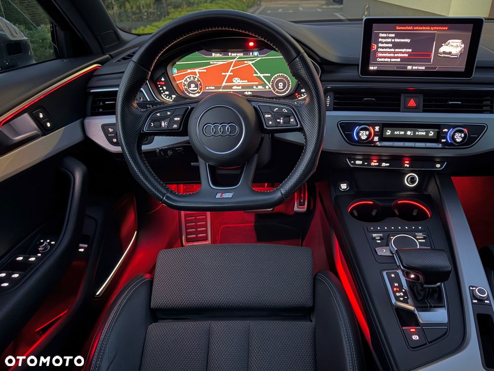 Audi A4 Avant 40 TFSI S tronic S line - 29