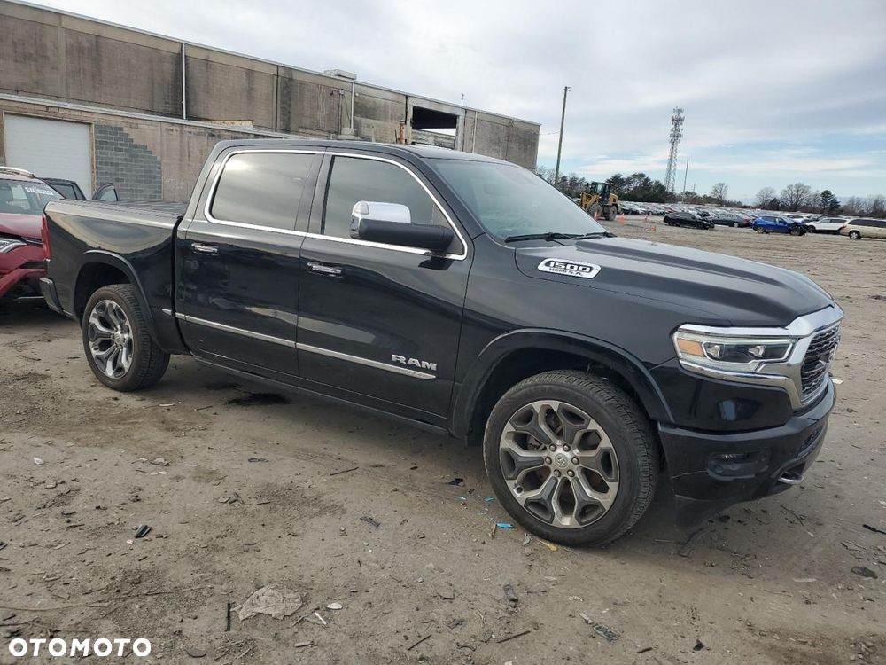RAM 1500 - 4