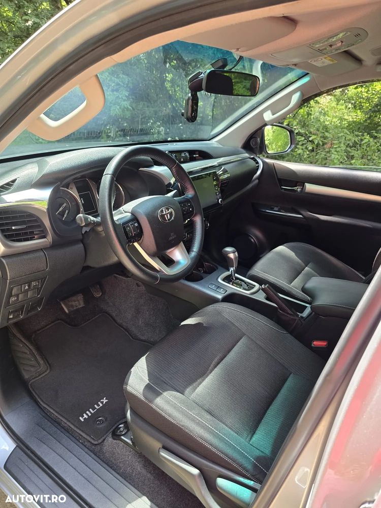 Toyota Hilux 2.8D 204CP 4x4 Double Cab AT GR Sport - 6