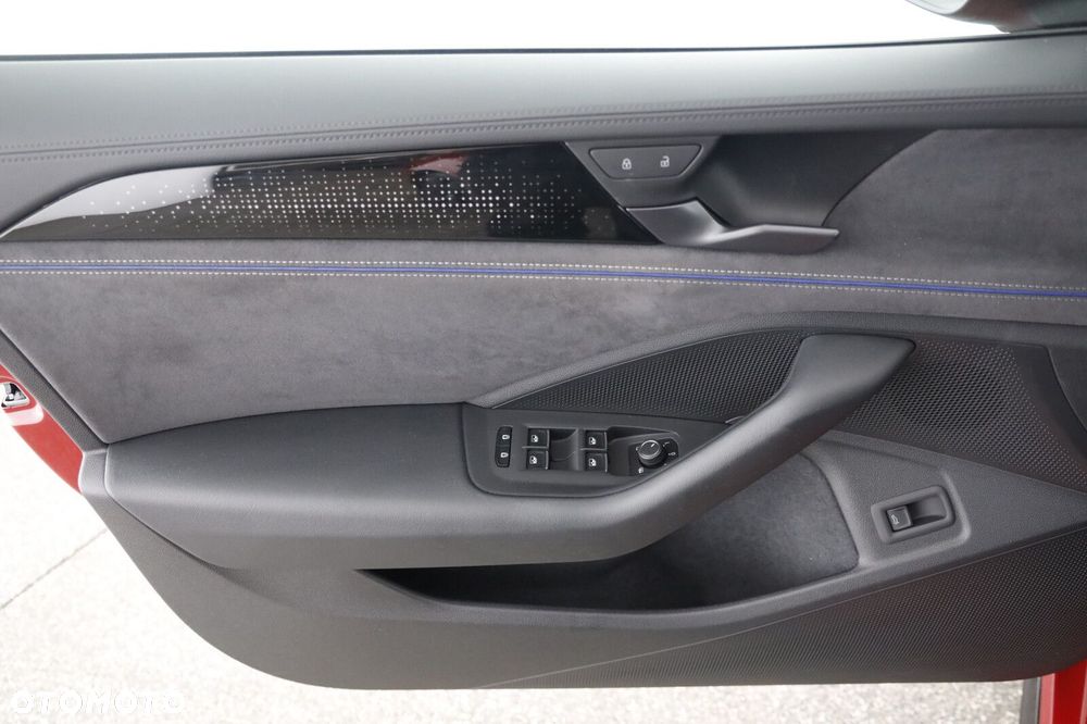 Volkswagen Passat - 24