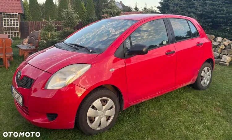 Toyota Yaris - 2