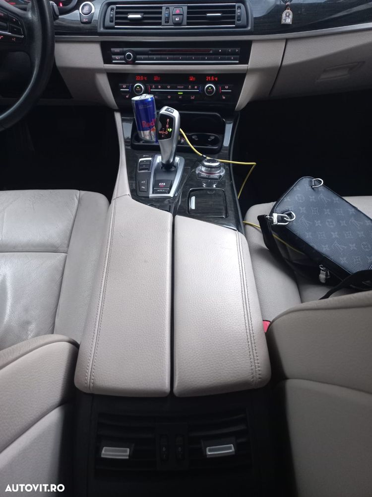 BMW Seria 5 535i - 10