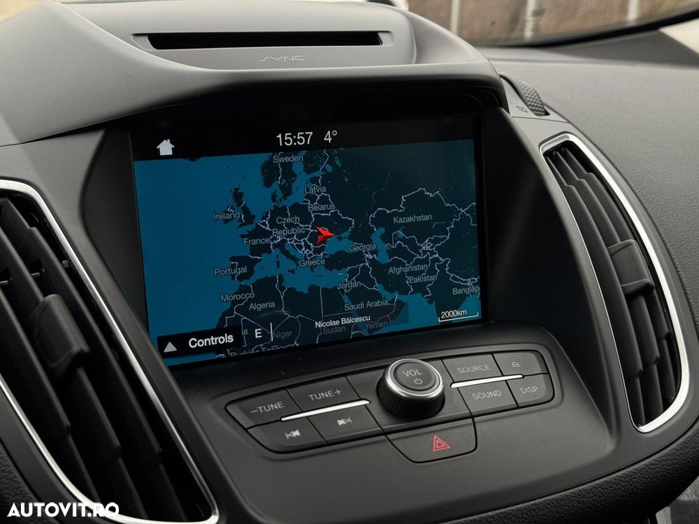 Ford Grand C-Max - 11