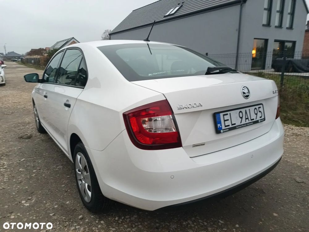 Skoda RAPID 1.0 TSI Active - 16