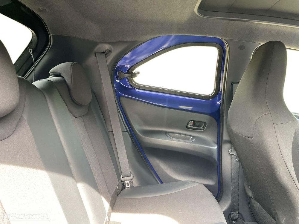Toyota Aygo X 1.0 Envy - 8