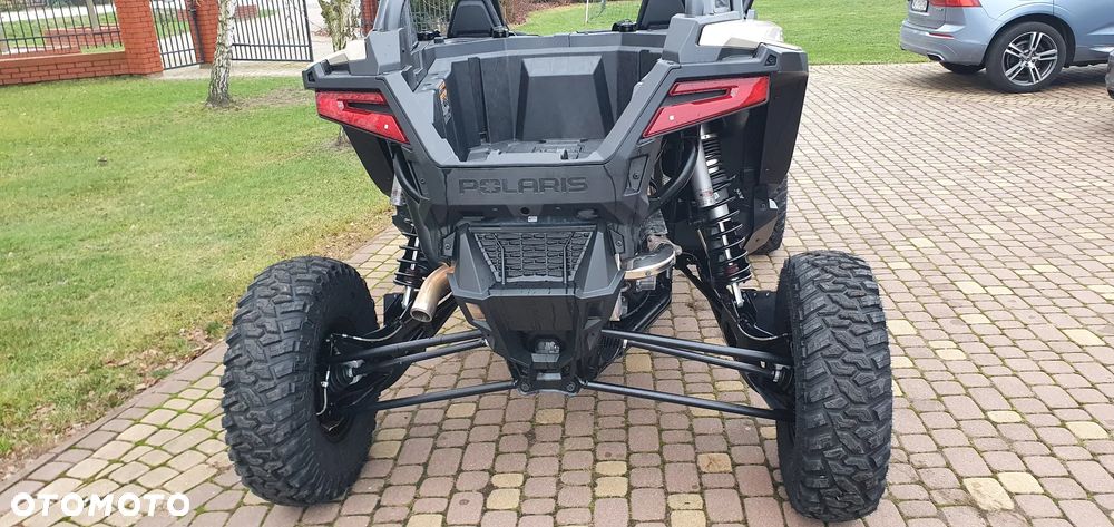 Polaris RZR - 19