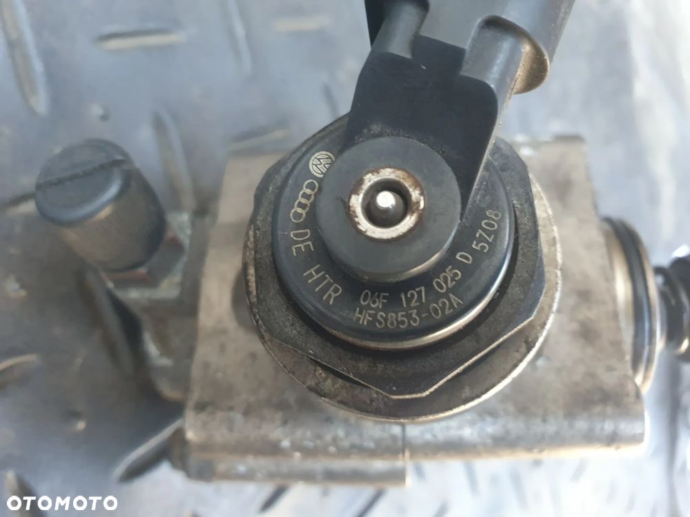 VW AUDI SEAT SKODA 2.0FSI TFSI POMPA PODCIŚNIENIA PALIWA 06F127025D BEETLE EOS GOLF V VI JETTA PASSAT B6 B7 CC SCIROCCO SHARAN TIGUAN A3 8P A4 A5 Q3 TT ALHAMBRA ALTEA EXEO LEON II OCTAVIA SUPERB ORYGINAŁ - 2