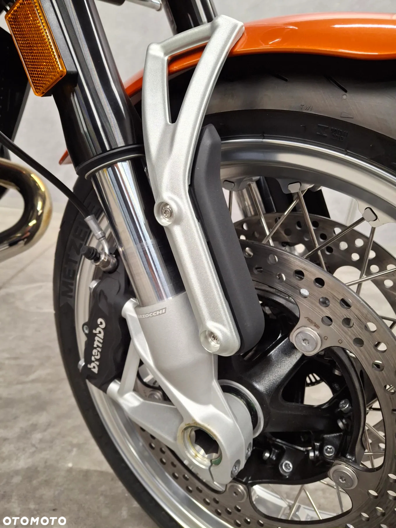 BMW R - 15