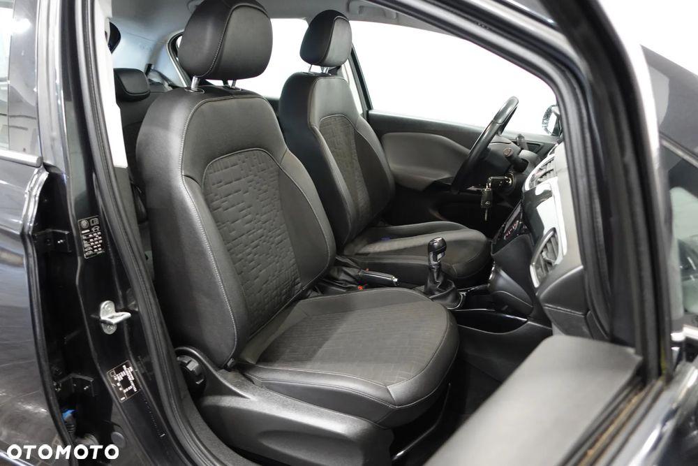 Opel Corsa 1.0 T Cosmo S&S - 26