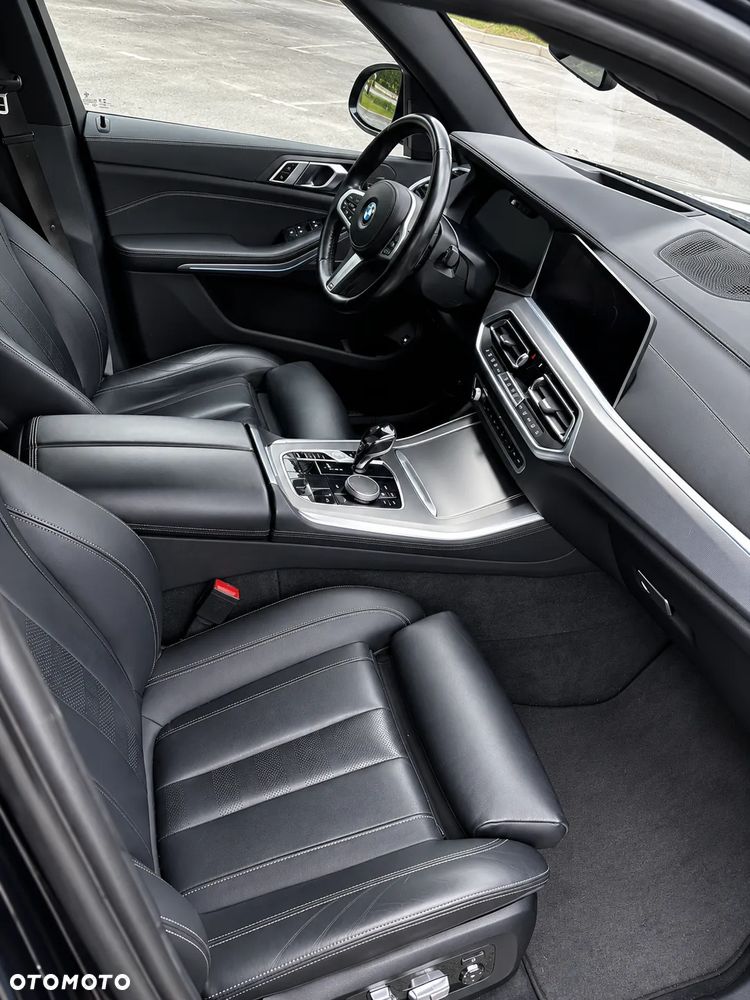 BMW X5 xDrive45e - 10