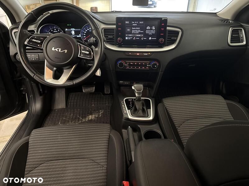 Kia Ceed 1.5 T-GDI M DCT - 21