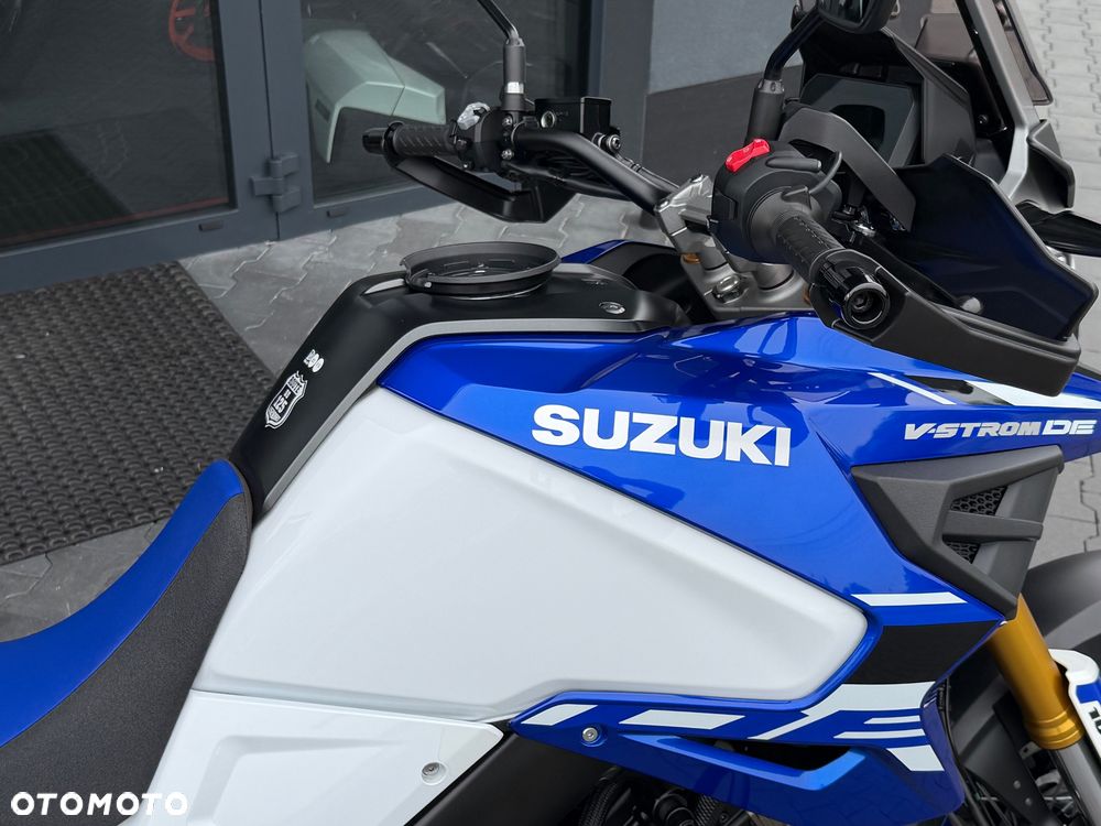 Suzuki V-STROM - 11