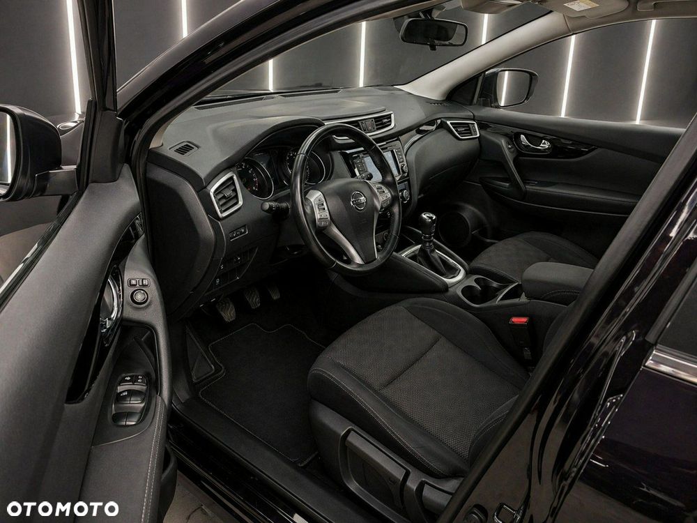Nissan Qashqai - 10