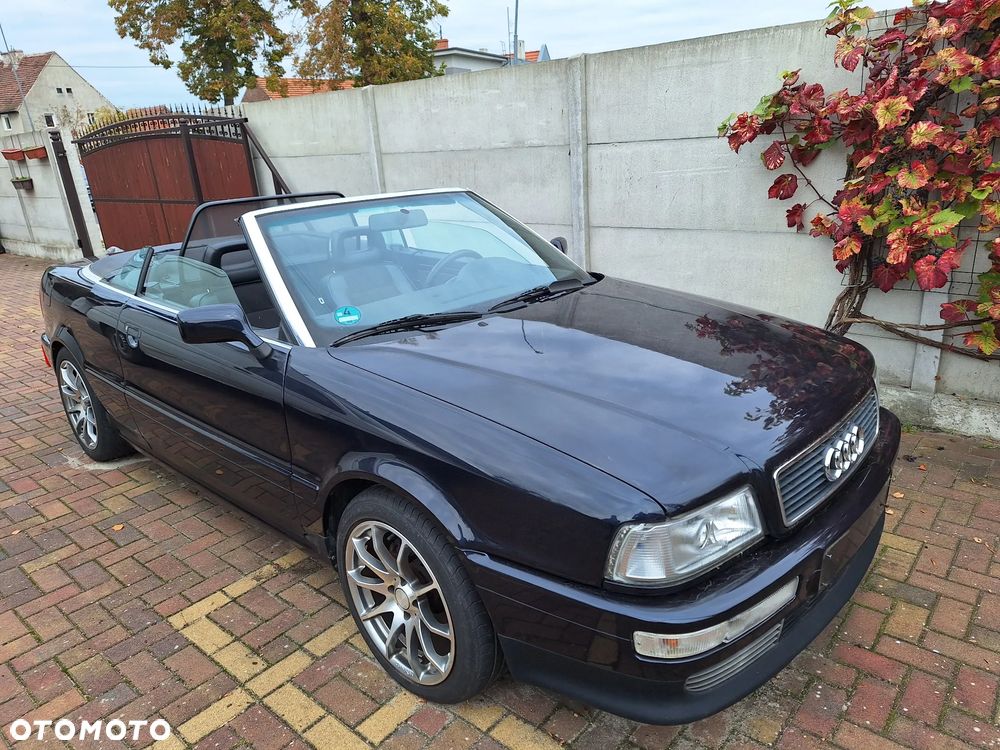 Audi A4 - 1