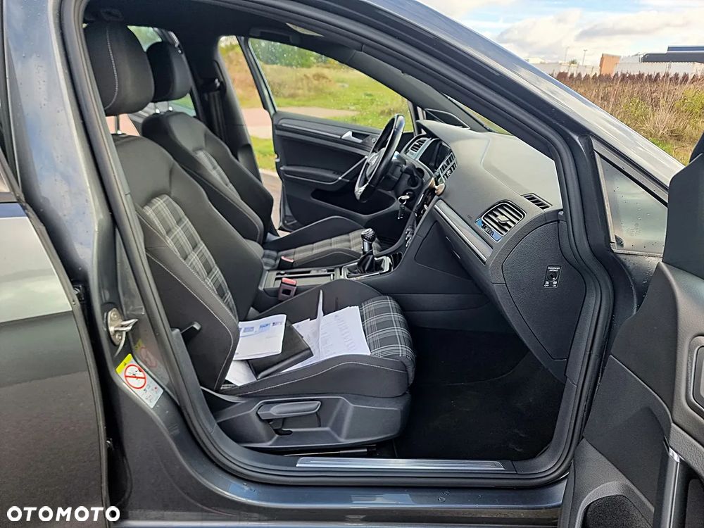 Volkswagen Golf GTD (BlueMotion Technology) - 18