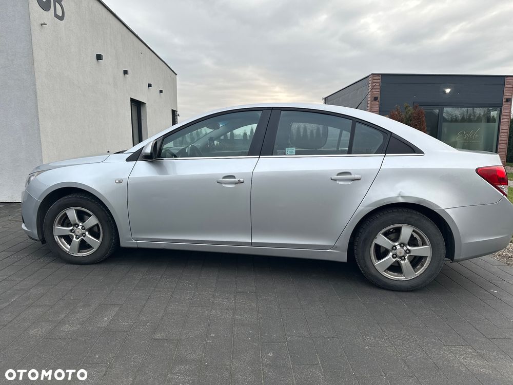 Chevrolet Cruze 1.8 LT - 5