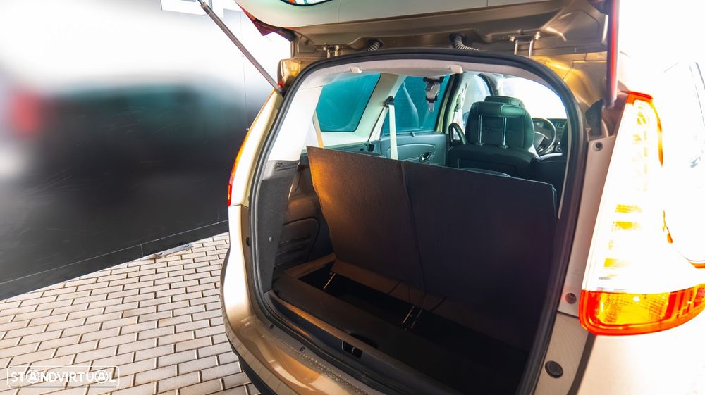 Renault Grand Scénic 1.6 dCi Bose Edition SS - 9